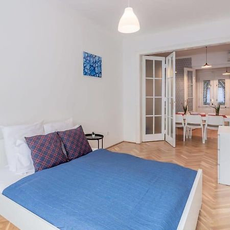 Home Away From Home In The Center Budapest Luaran gambar